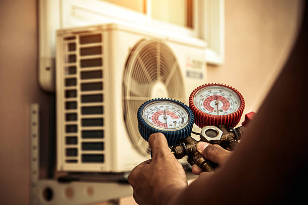 Professional Ductwork Repair technician working in Cassadaga, FL